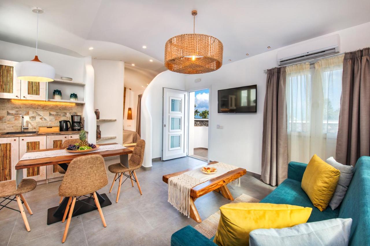 Abasa 4* Fira (Santorini)